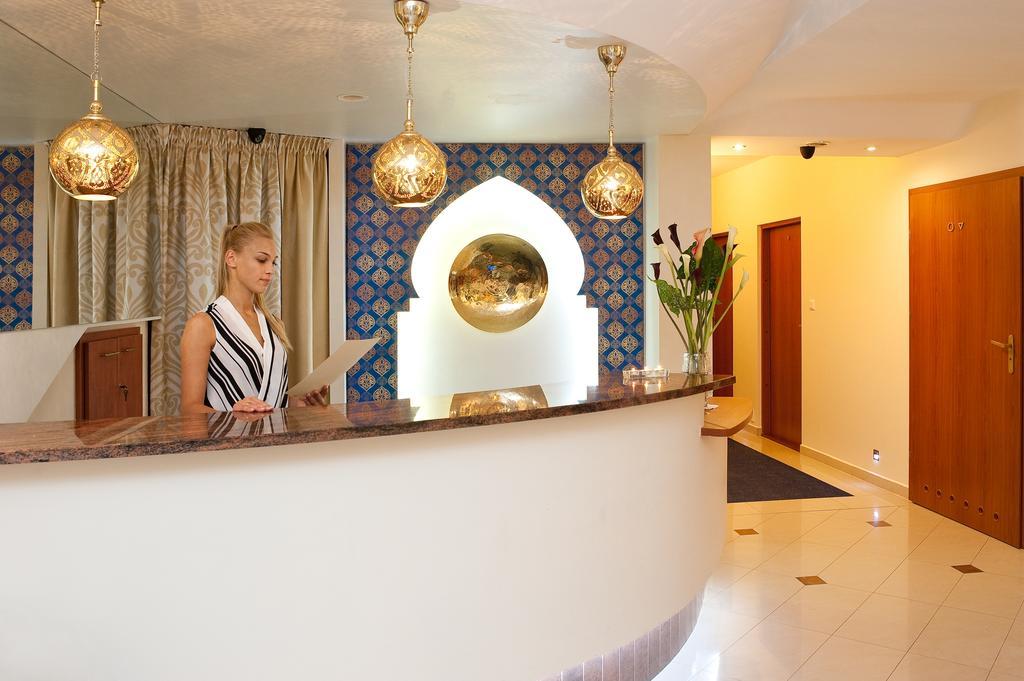 Abidar Hotel Spa & Wellness ชีโคชีแนค ภายนอก รูปภาพ